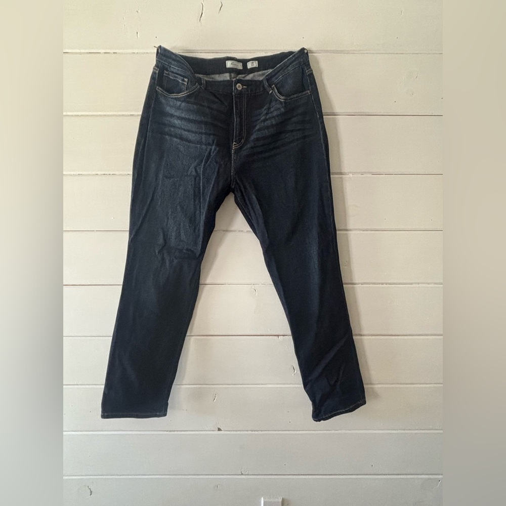 KanCan Dark Indigo Relaxed Jeans - Curvy straight leg 34